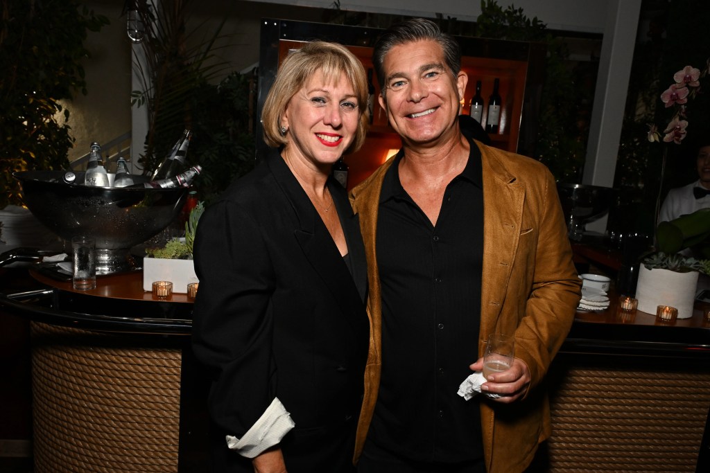 Sharon Waxman, Founder & Editor-in-Chief, TheWrap
and Ross Gerber, CEO & President, Gerber Kawasaki Wealth & Investment Management