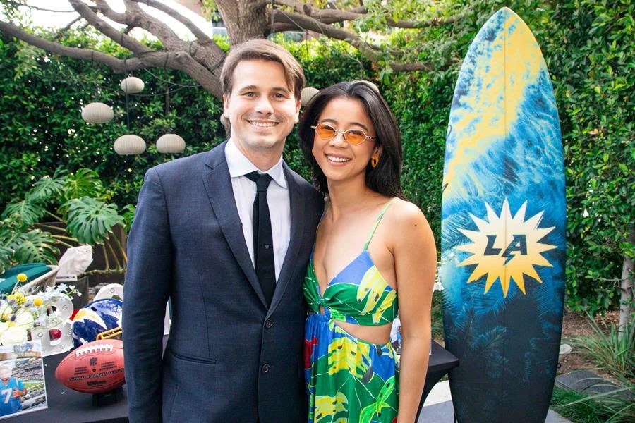 (Left to Right) Jason Ritter and Leah Lewis get ready for some football with the L.A. Chargers at GBK’s 19th Annual Luxury Lounge presented by Oro Ventro Parfum and Burj Bites Chocolates. (Bella Marie)