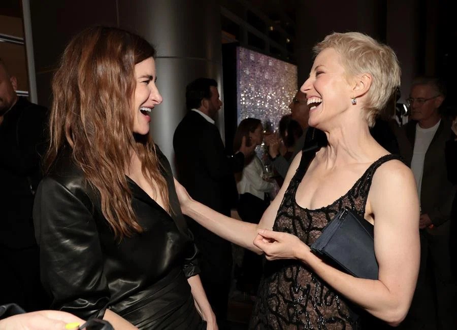 (Left to Right) Kathryn Hahn and Carrie Coon laugh it up at MPTF's 19th Annual Evening Before at Century Park in Los Angeles. (Kevin Mazur/Getty Images)